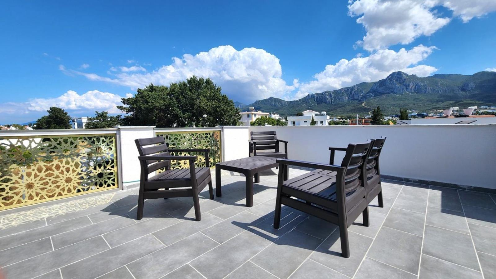 Sea View Apartment Kyrenia Kyrenia  Eksteriør billede
