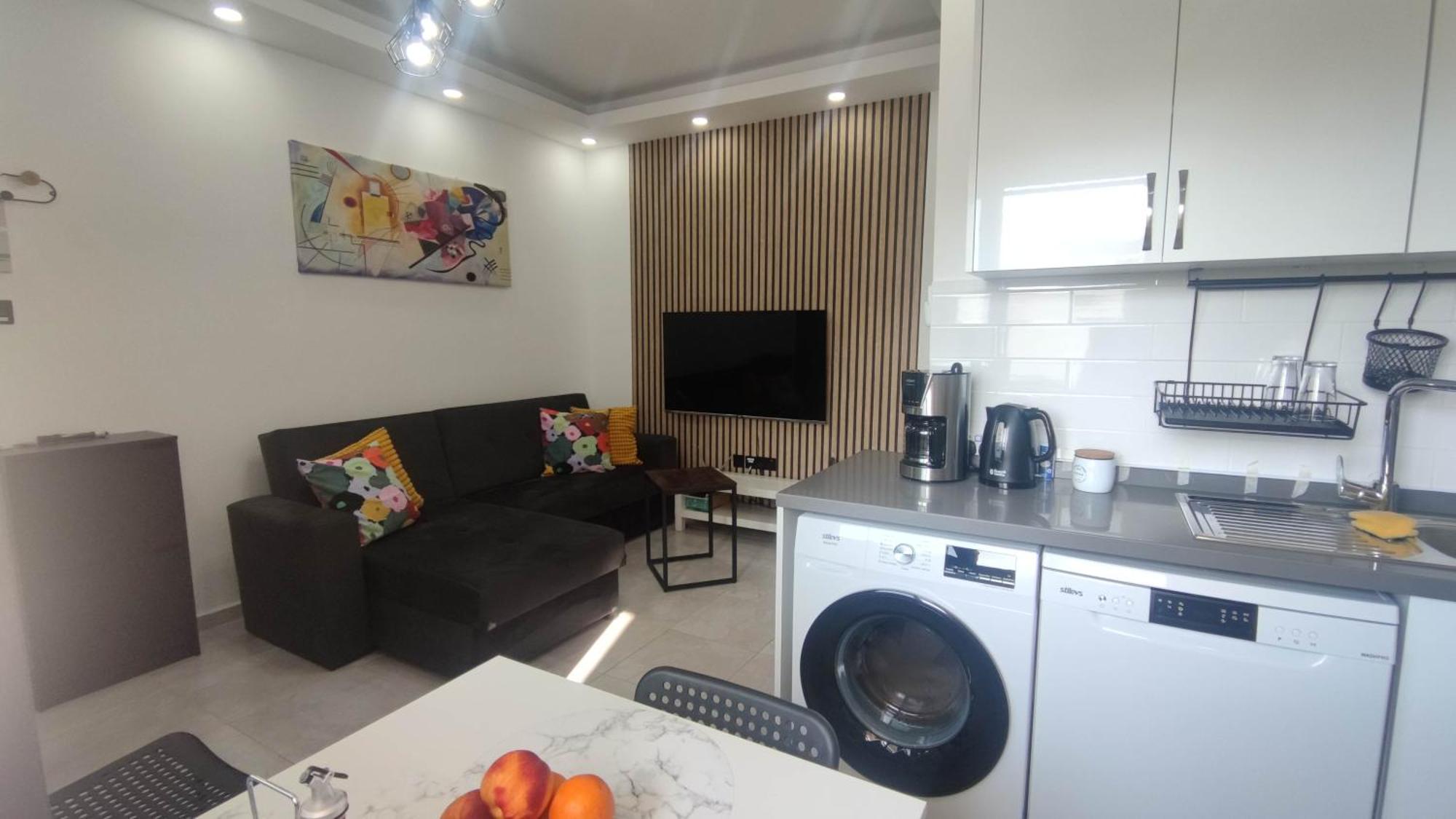 Sea View Apartment Kyrenia Kyrenia  Eksteriør billede